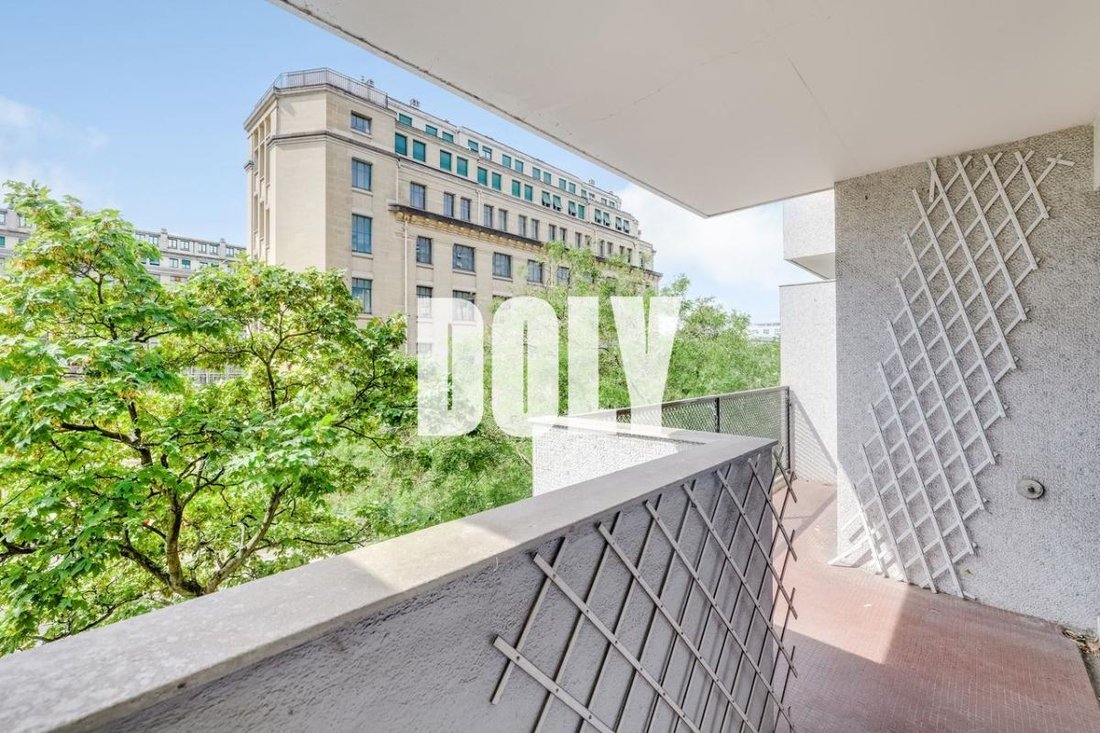 Apartment in Auteuil Sud, Paris 16e Arrondissement, Paris 2 - 18588784