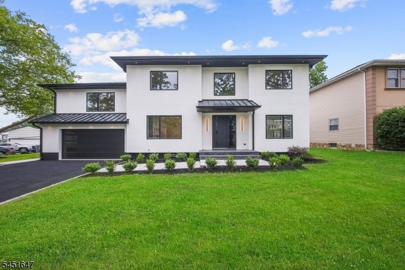 House in Clark, New Jersey, United States 1 - 18589284