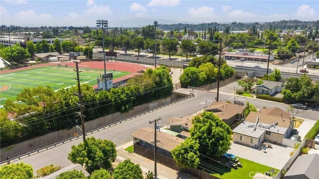 Condo in La Verne, California, United States 4 - 18589095