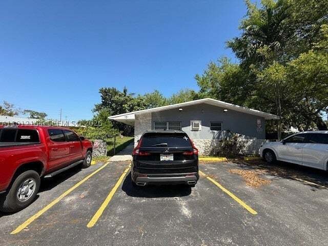 Miami Gardens, Florida, United States 1 - 17833747