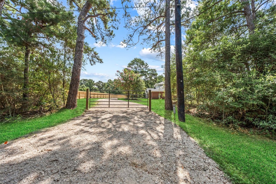 House in Conroe, Texas, United States 2 - 18589972