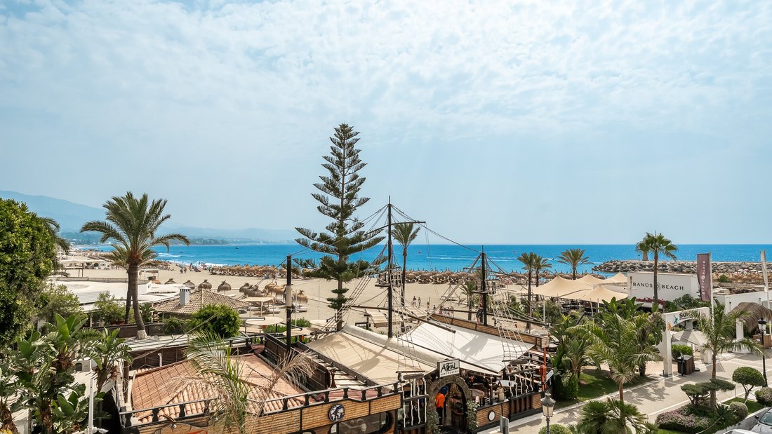 Apartment in Puerto Banus, Marbella, Spain 1 - 18591221
