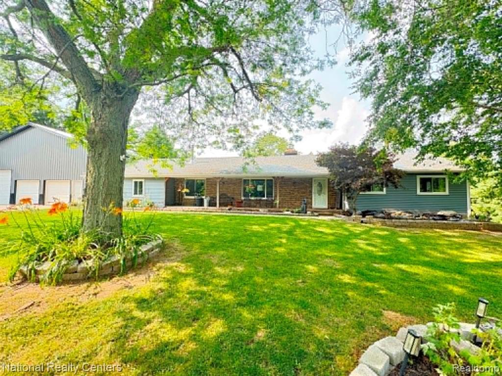 House in Oxford, Michigan, United States 2 - 18316379