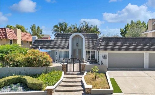 House in Signal Hill, California, United States 1