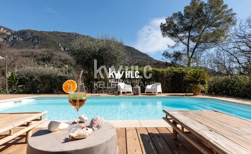 Country House in Le Bar-sur-Loup, Provence-Alpes-Côte d'Azur, France 1