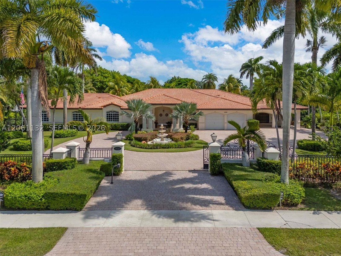 House in Miami, Florida, United States 1 - 18591546