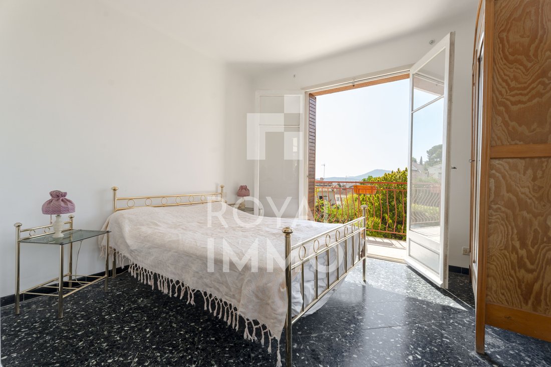 Casa a La Garde, Provenza-Alpi-Costa Azzurra, Francia 5 - 18589844