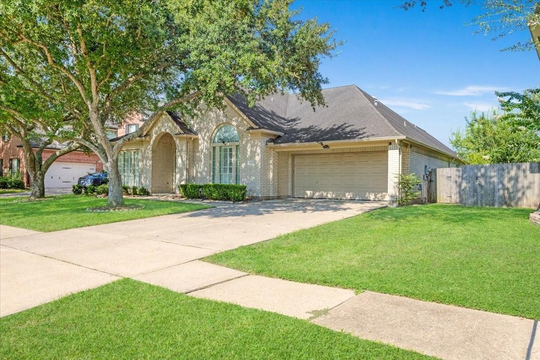House in Pearland, Texas, United States 4 - 18165178