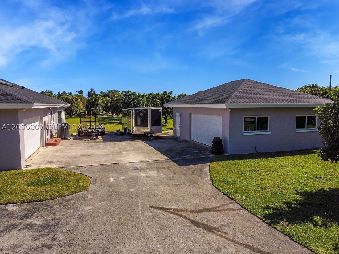 House in Homestead, Florida, United States 3 - 18591684