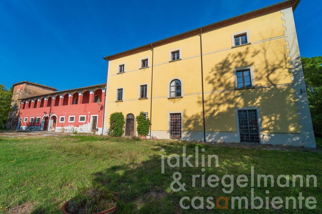 Estate in Center, Arezzo, Tuscany 1 - 11817679