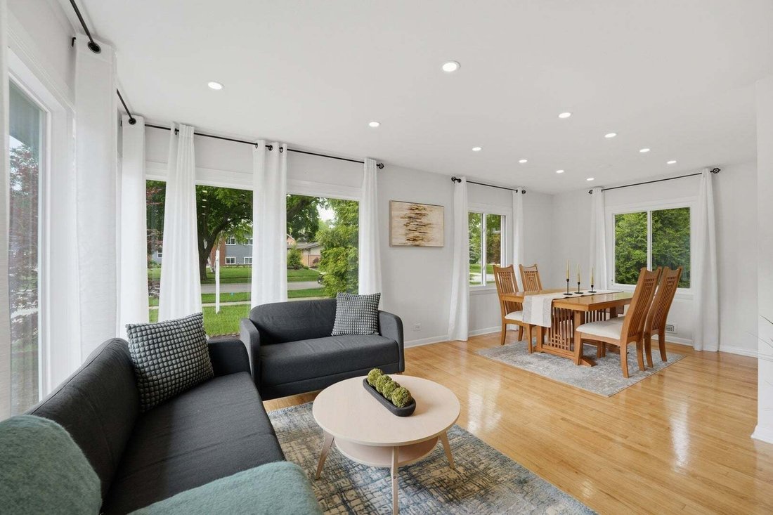 House in Prospect Heights, Illinois, United States 3 - 18592457