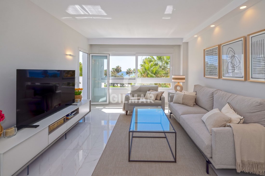 Apartment in Puerto Banus, Marbella, Spain 4 - 18590107