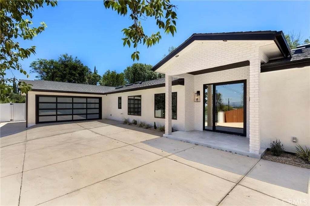 House in Los Angeles, California, United States 3 - 18591986
