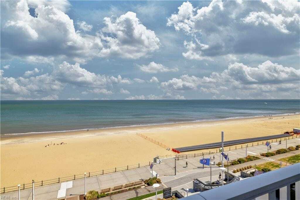 Condo in Virginia Beach, Virginia, United States 1 - 18589348