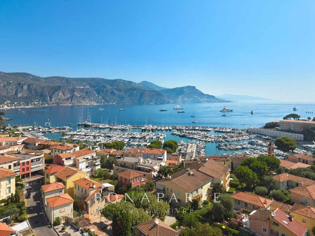 Townhouse in Saint-Jean-Cap-Ferrat, Provence-Alpes-Côte d'Azur, France 1 - 18590277
