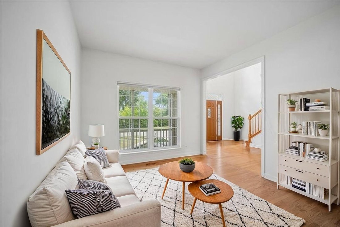 House in Bartlett, Illinois, United States 4 - 18166846