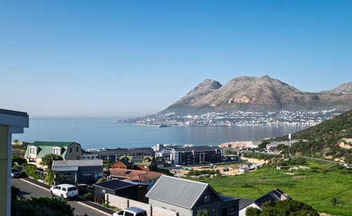 House in Cape Town, Western Cape, South Africa 1