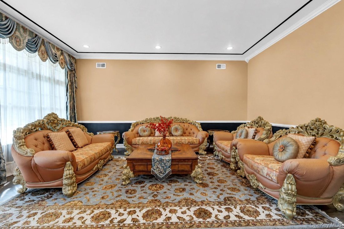 House in Manhasset, New York, United States 2 - 18591184