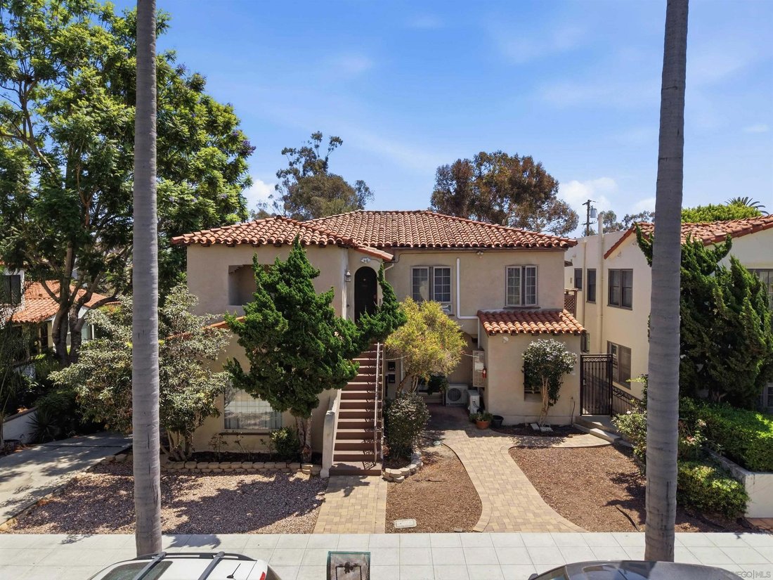 San Diego, California, United States 2 - 18592029