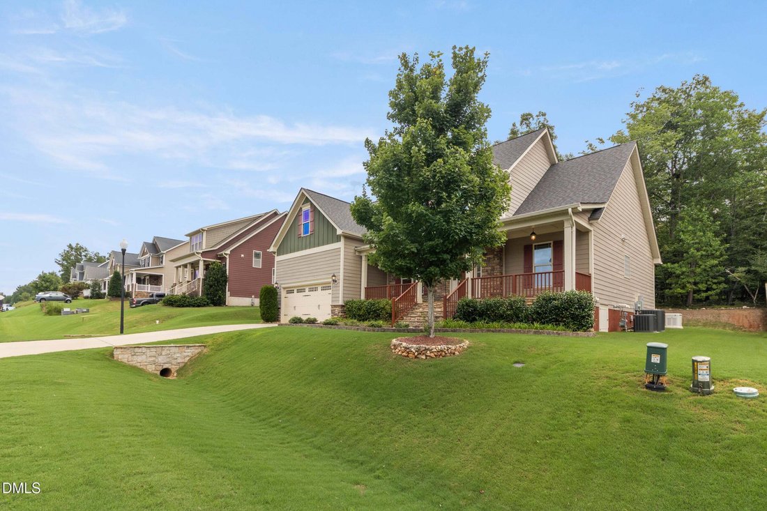 House in Holly Springs, North Carolina, United States 3 - 18114062