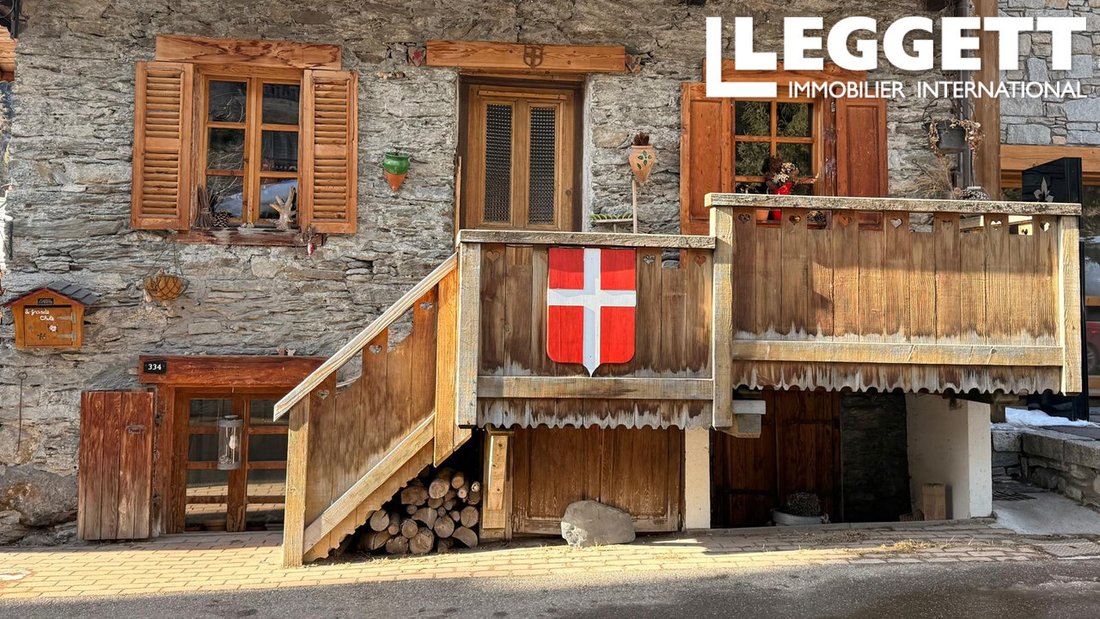 Chalet in Tignes, Auvergne-Rhône-Alpes, France 1 - 17150227