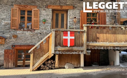 Chalet in Tignes, Auvergne-Rhône-Alpes, France 1