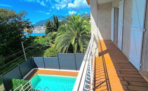 Casa en Menton, Provenza-Alpes-Costa Azul, Francia 1
