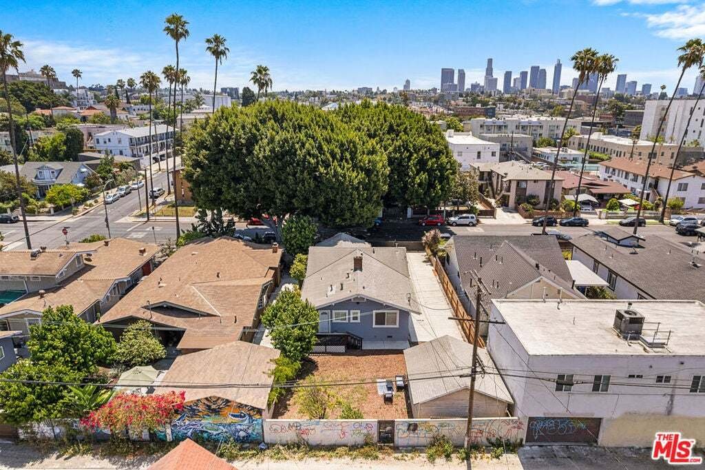 House in Los Angeles, California, United States 3 - 18216143