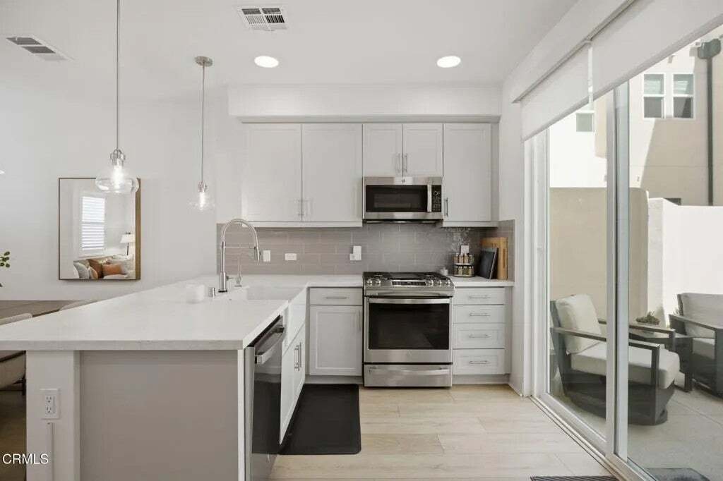Townhouse in Ventura, California, United States 4 - 18589118