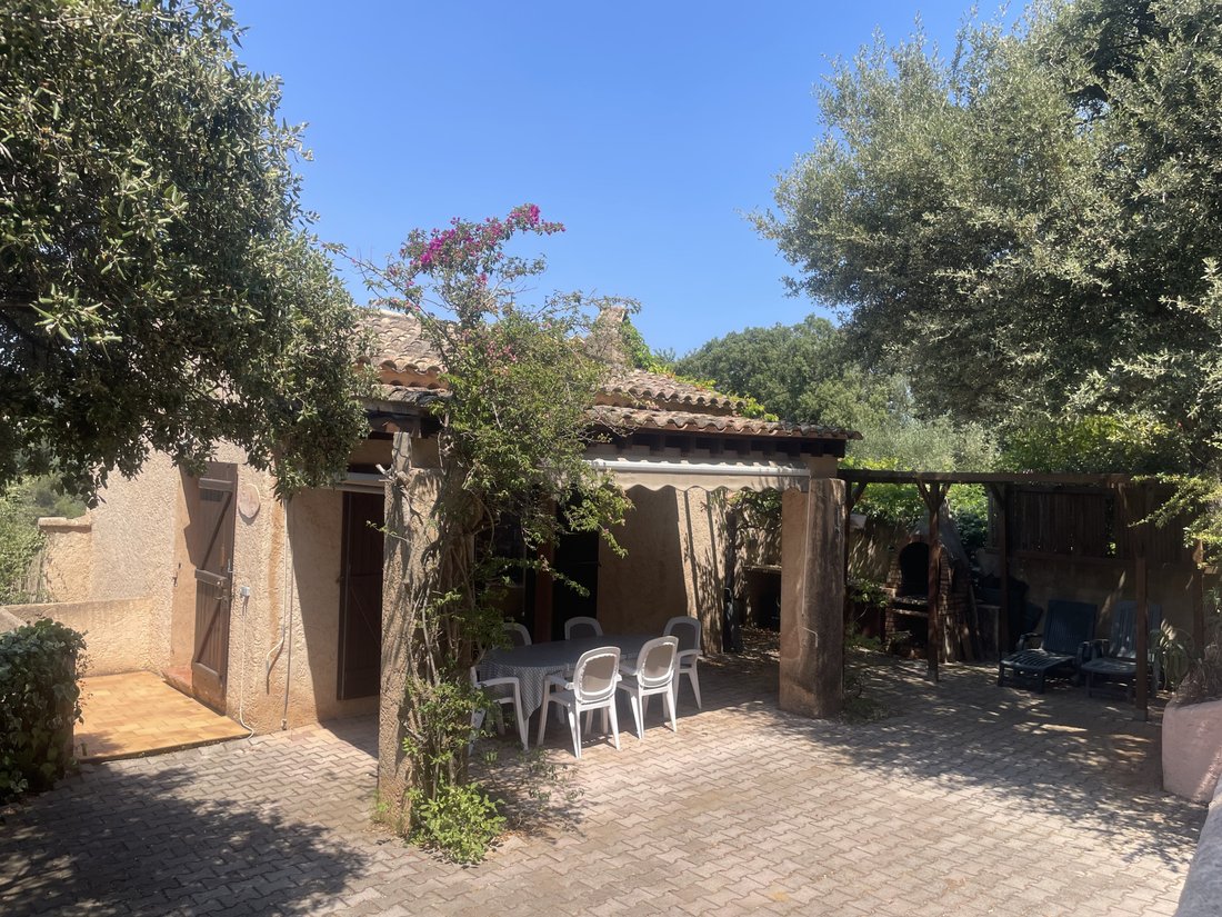 House in La Croix-Valmer, Provence-Alpes-Côte d'Azur, France 1 - 18591831