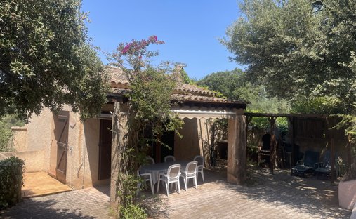 House in La Croix-Valmer, Provence-Alpes-Côte d'Azur, France 1