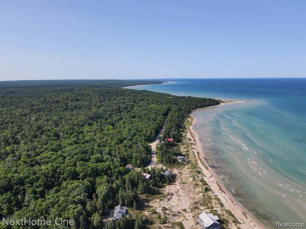 House in Beaver Island, Michigan, United States 2 - 18591174