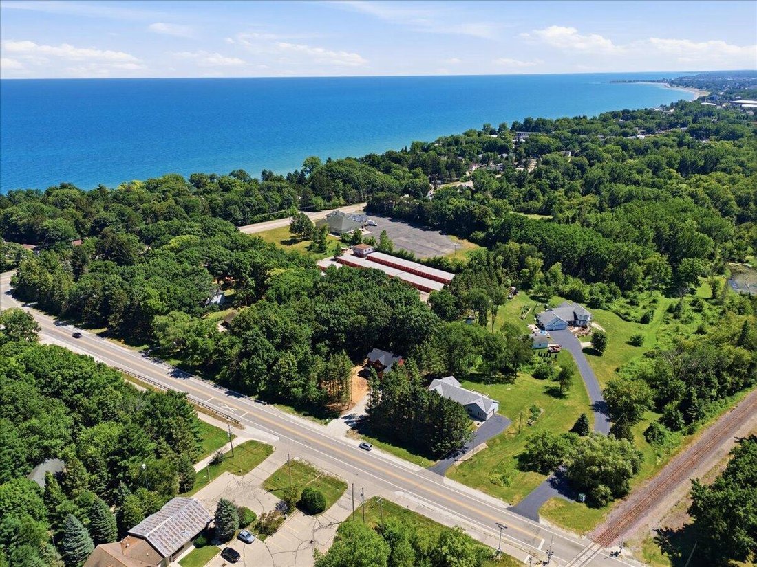 House in Kenosha, Wisconsin, United States 5 - 18589162