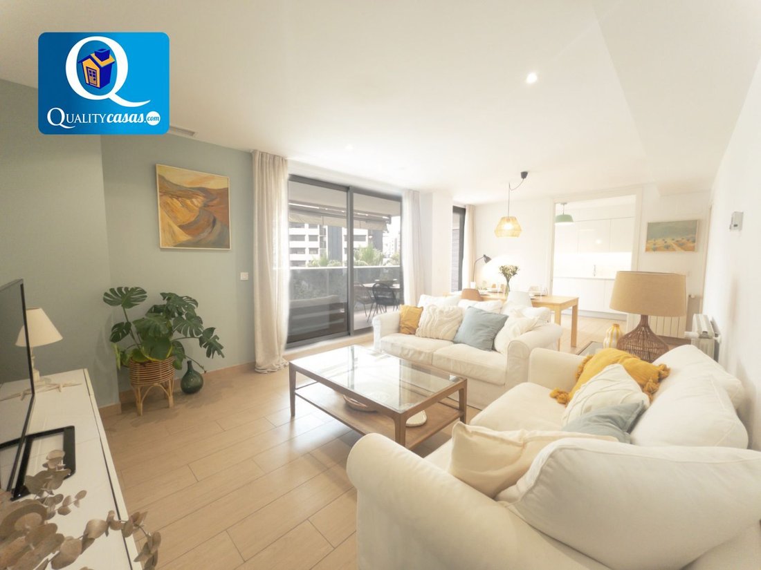 Apartment in Alicante, Valencian Community, Spain 2 - 18592903