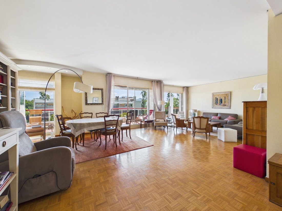Apartment in Saint Giniez, 8e Arrondissement, Marseille 3 - 18590323