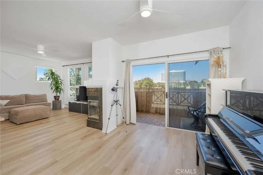 Townhouse in Hawthorne, California, United States 4 - 18592048