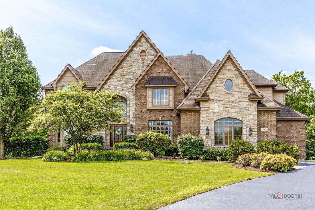 House in Campton Hills, Illinois, United States 1 - 18592465