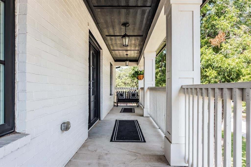 Casa a Farmers Branch, Texas, Stati Uniti 3 - 18592606