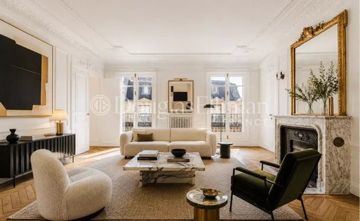 Apartment in Triangle d'Or, Paris 8e Arrondissement, Paris 1