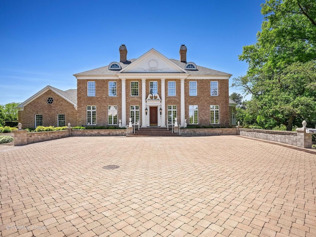 House in Wheaton, Illinois, United States 2 - 18592437