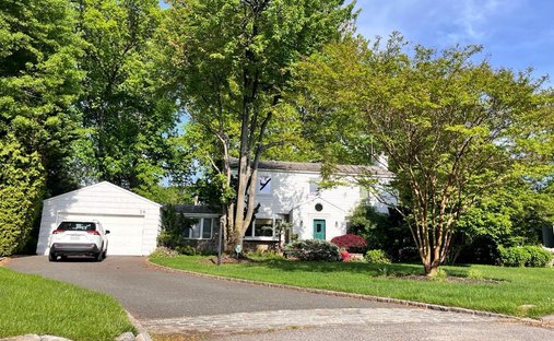 House in Great Neck, New York, United States 1