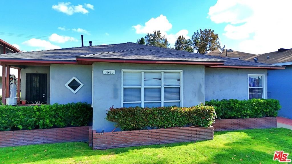 Lynwood, California, United States 3 - 18591103