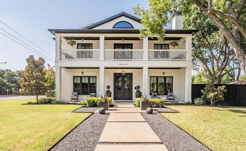 House in Farmers Branch, Texas, United States 1