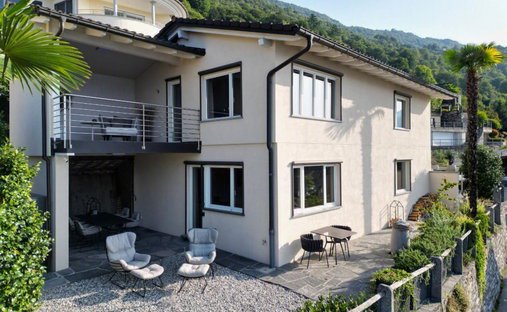 Villa in Brione sopra Minusio, Ticino, Switzerland 1