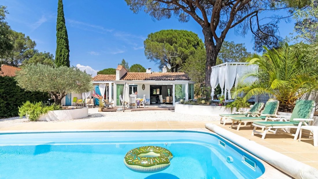 Maison à La Bouverie, Roquebrune-sur-Argens, France 1 - 18590308