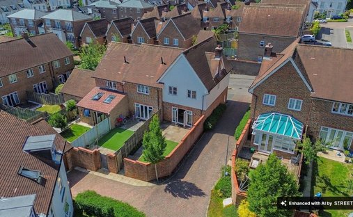 House in Bolnore, Haywards Heath, England 1