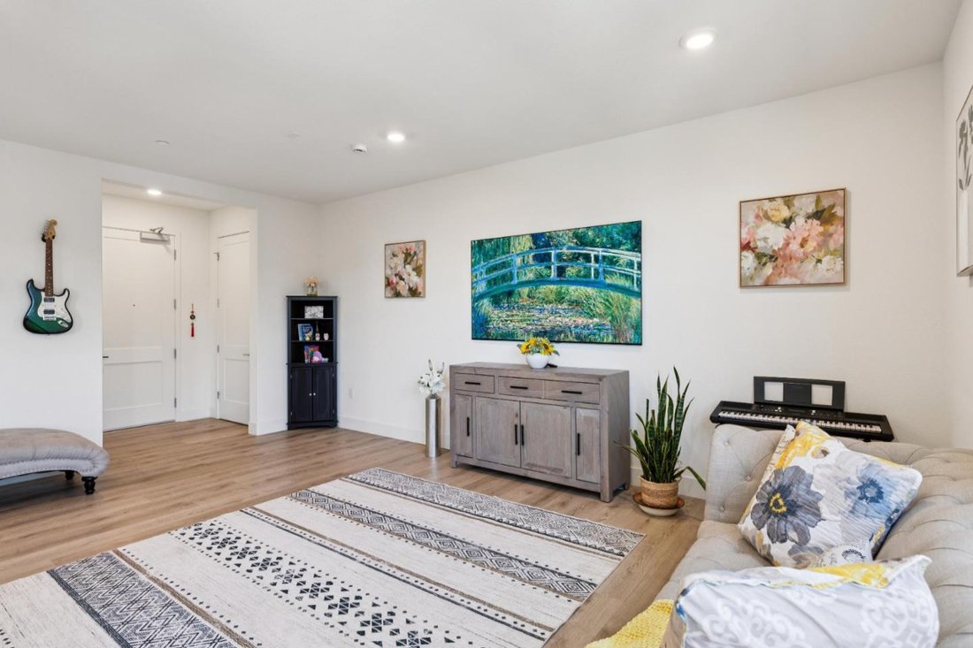 Condo in Newark, California, United States 5 - 18518568