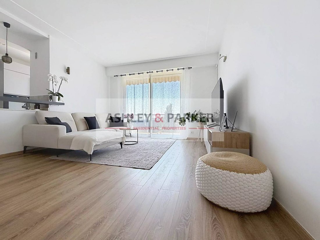 Appartamento a Nizza, Provenza-Alpi-Costa Azzurra, Francia 3 - 18574812