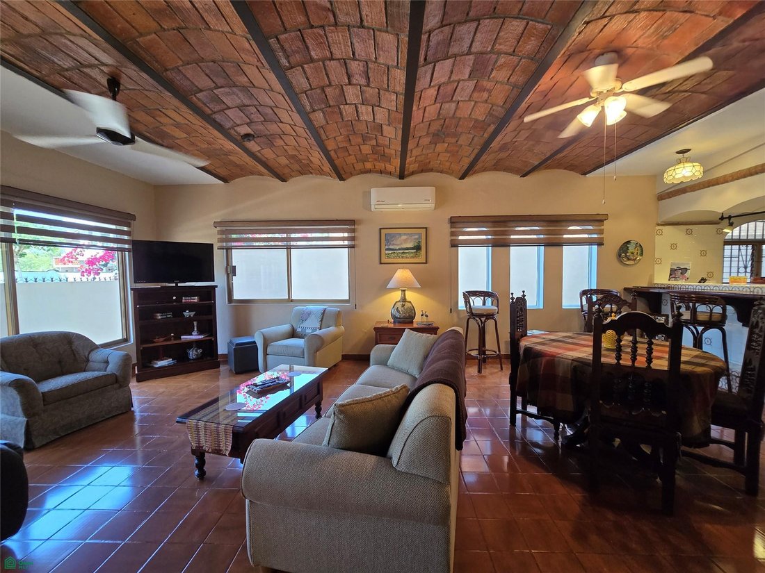House in Rincón de Guayabitos, Nayarit, Mexico 3 - 17513057