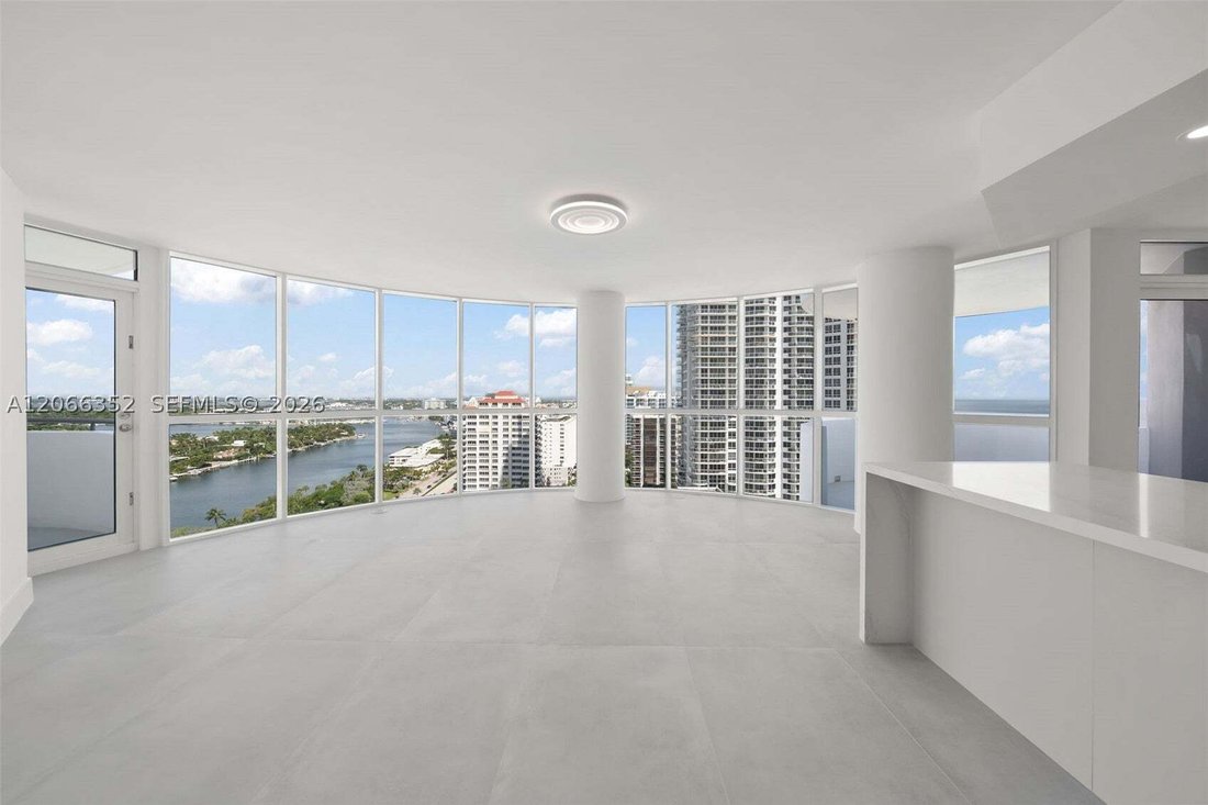Condo in Miami Beach, Florida, United States 3 - 18591567